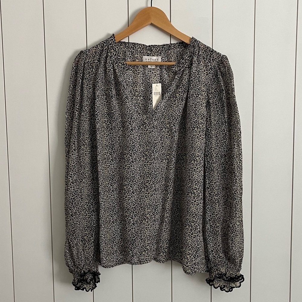 Anthropologie Velvet by Graham & Spencer Leopard Print Blouse